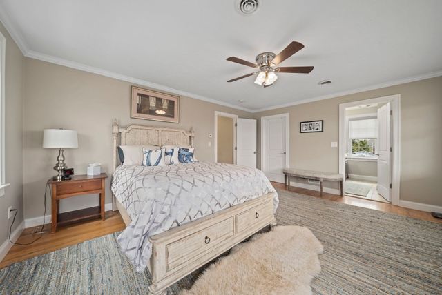 129 Bay Shore Dr, Plymouth, MA 02360