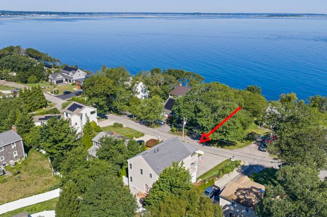 129 Bay Shore Dr, Plymouth, MA 02360
