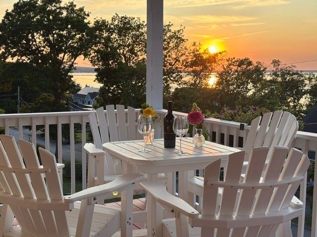 129 Bay Shore Dr, Plymouth, MA 02360