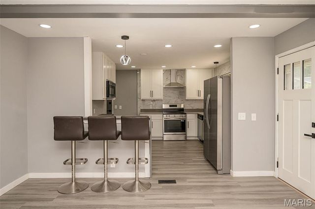 3033 Aberdeen Drive, St Louis, MO 63033