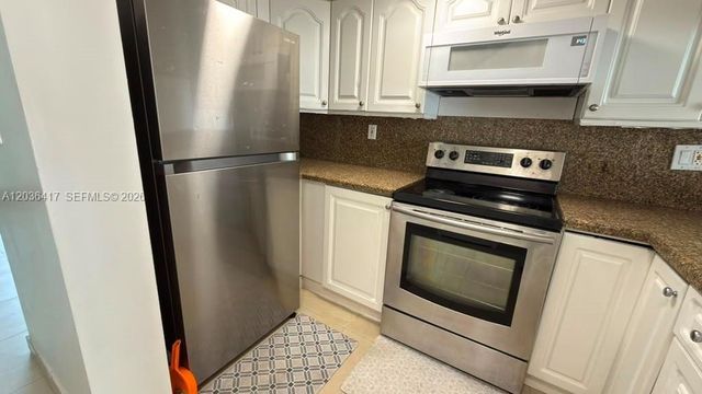 5388 W 24th Avenue 110, Hialeah, FL 33016
