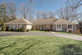 9802 Eagle Hill Lane, Sunset Hills, MO 63127