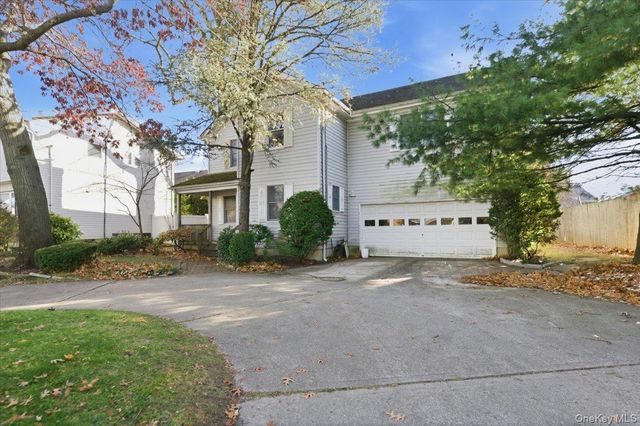 467 W Broadway, Cedarhurst, NY 11516