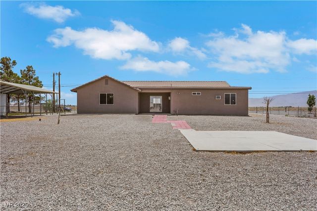 1770 West Charleston Park Avenue, Pahrump, NV 89048