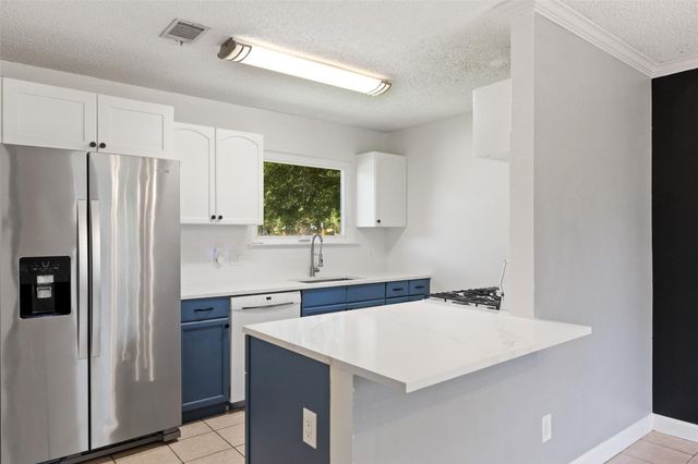 2808 Firecrest DR, Austin, TX 78748