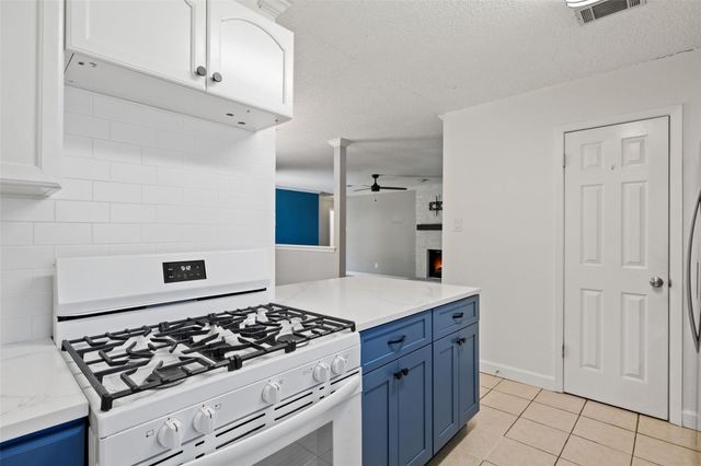 2808 Firecrest DR, Austin, TX 78748