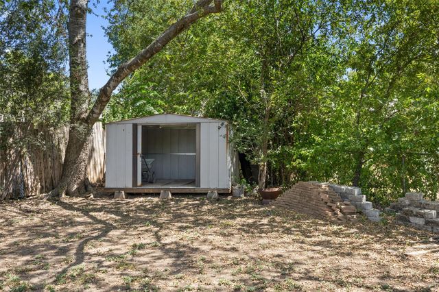 2808 Firecrest DR, Austin, TX 78748