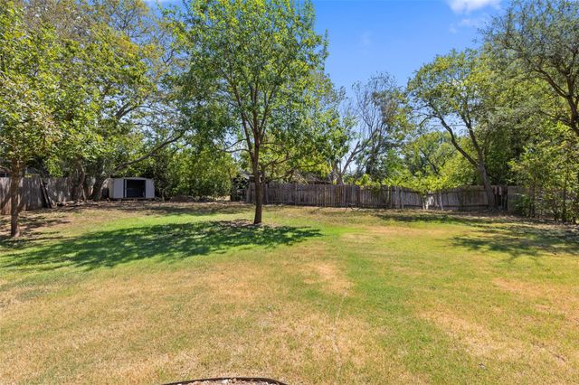 2808 Firecrest DR, Austin, TX 78748