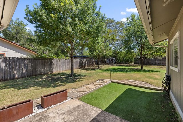 2808 Firecrest DR, Austin, TX 78748