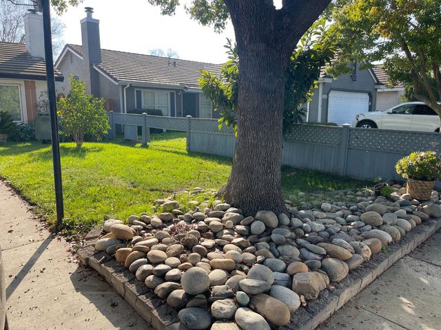 3520 HALLSBORO Ct, Modesto, CA 95357