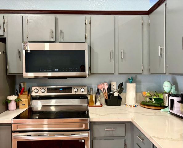 3520 HALLSBORO Ct, Modesto, CA 95357