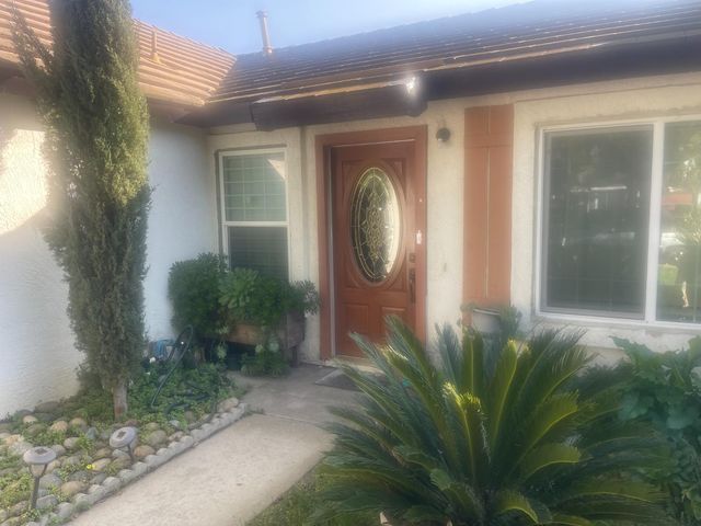 3520 HALLSBORO Ct, Modesto, CA 95357