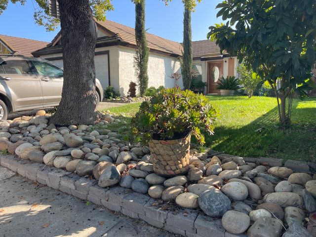 3520 HALLSBORO Ct, Modesto, CA 95357