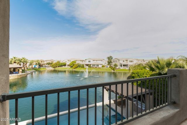 4322 S GARDENIA Drive, Chandler, AZ 85248