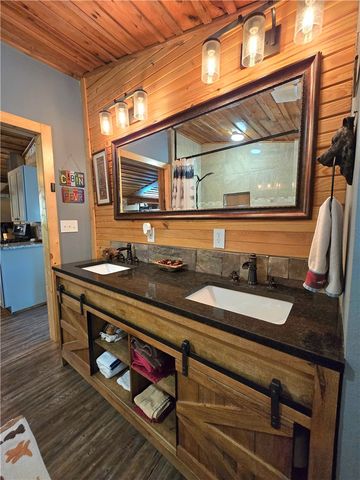 824 County Road 455, Berryville, AR 72616