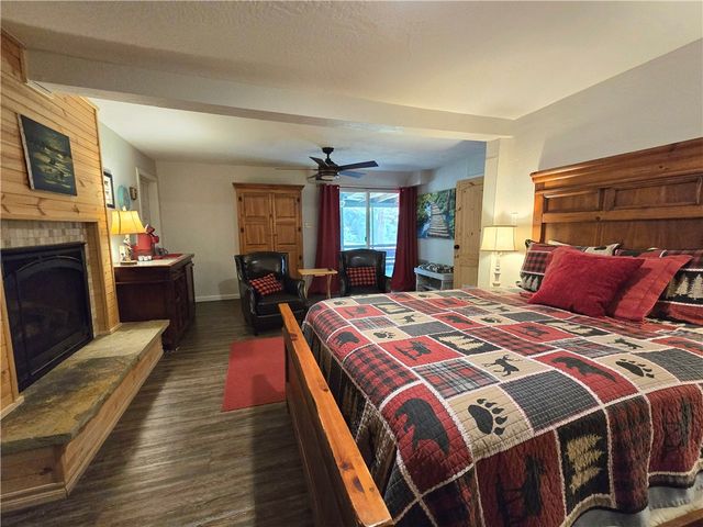 824 County Road 455, Berryville, AR 72616