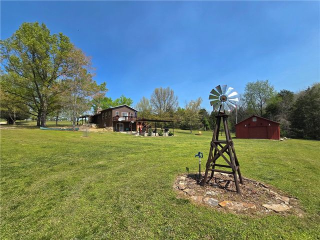 824 County Road 455, Berryville, AR 72616