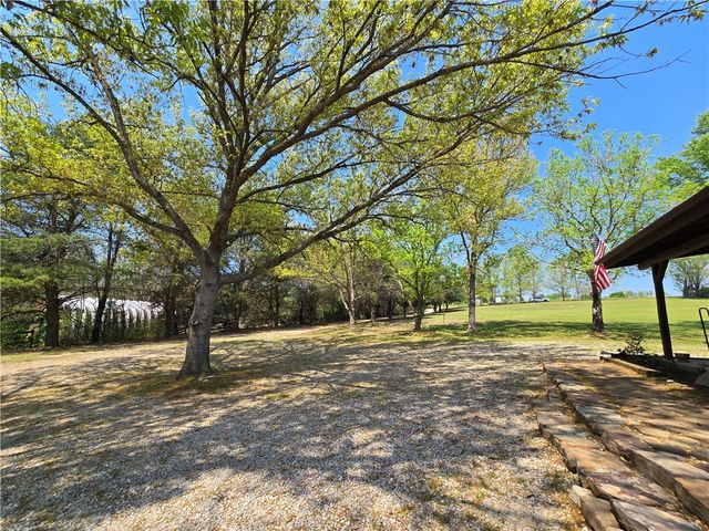 824 County Road 455, Berryville, AR 72616