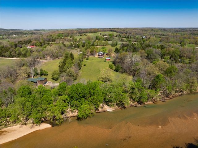 824 County Road 455, Berryville, AR 72616