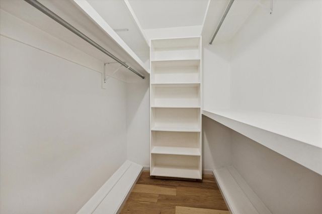 10422 Raritan Drive, Houston, TX 77043