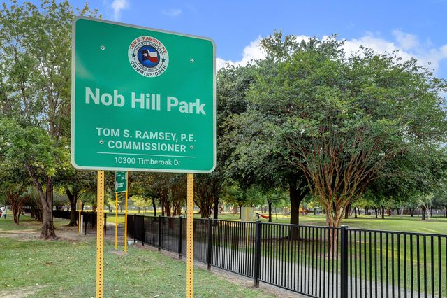 10422 Raritan Drive, Houston, TX 77043