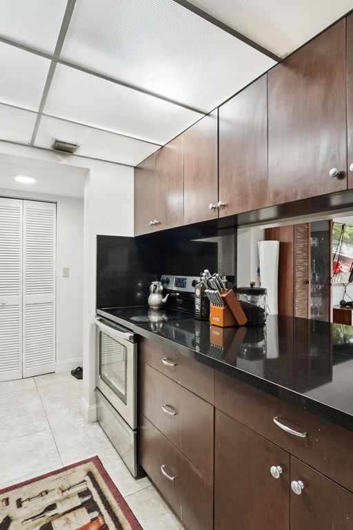 1891 N 61st Avenue 206, Hollywood, FL 33024
