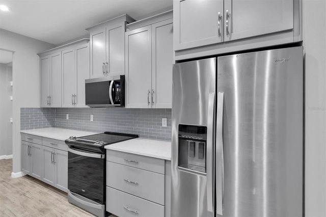 19421 MONARCH WIND WAY, Lutz, FL 33558