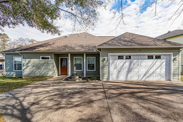 27 Marina Court, Coldspring, TX 77331