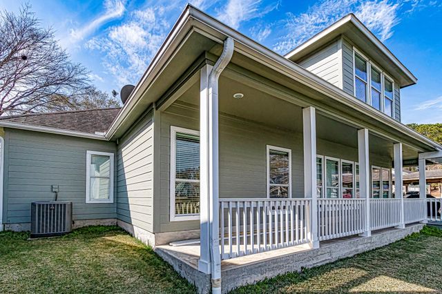 27 Marina Court, Coldspring, TX 77331