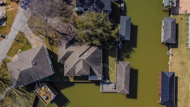 27 Marina Court, Coldspring, TX 77331