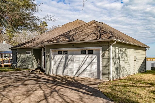 27 Marina Court, Coldspring, TX 77331