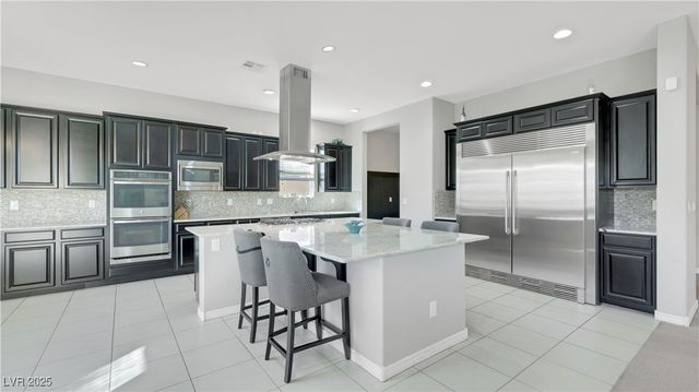 9635 Ramon Valley Avenue, Las Vegas, NV 89149