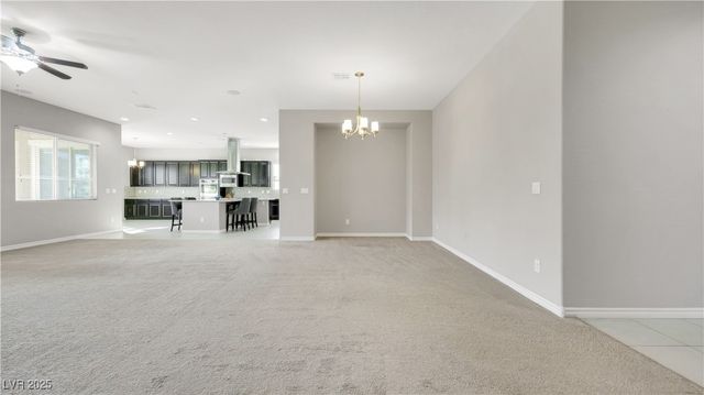 9635 Ramon Valley Avenue, Las Vegas, NV 89149