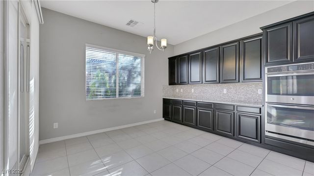 9635 Ramon Valley Avenue, Las Vegas, NV 89149