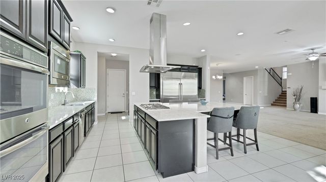 9635 Ramon Valley Avenue, Las Vegas, NV 89149