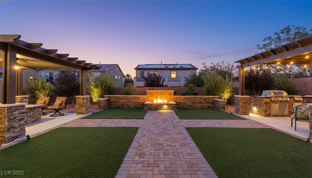 9635 Ramon Valley Avenue, Las Vegas, NV 89149