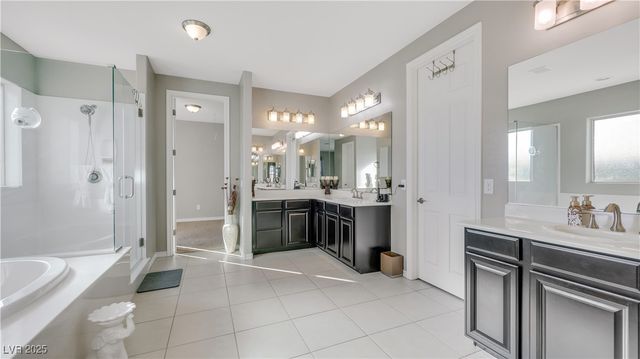 9635 Ramon Valley Avenue, Las Vegas, NV 89149