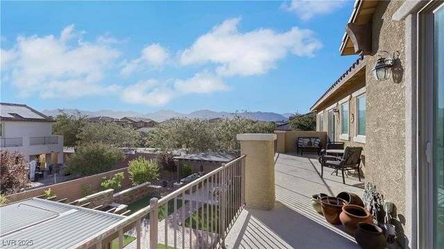 9635 Ramon Valley Avenue, Las Vegas, NV 89149