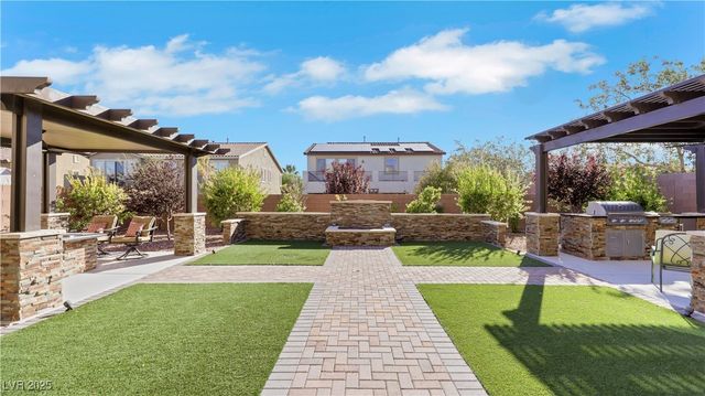 9635 Ramon Valley Avenue, Las Vegas, NV 89149