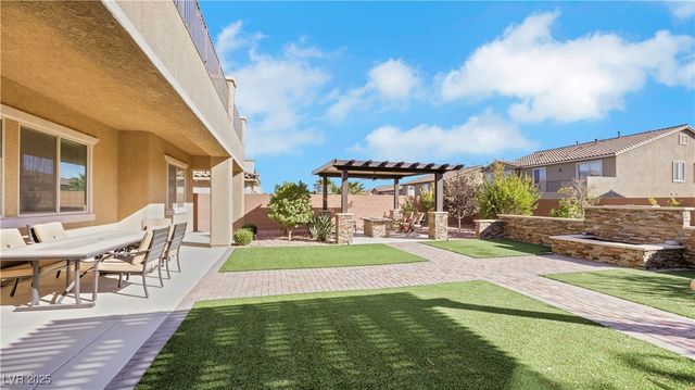 9635 Ramon Valley Avenue, Las Vegas, NV 89149