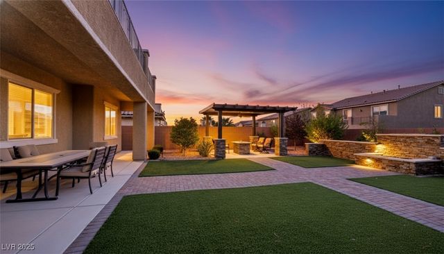 9635 Ramon Valley Avenue, Las Vegas, NV 89149