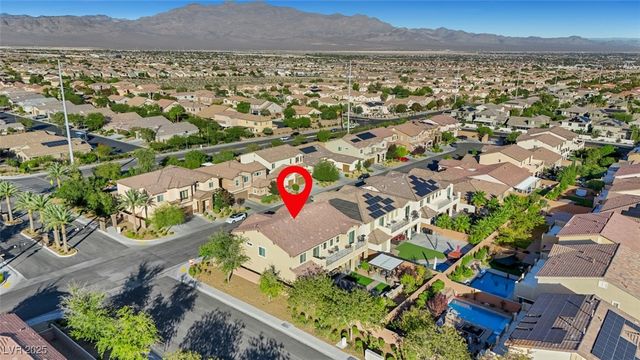 9635 Ramon Valley Avenue, Las Vegas, NV 89149