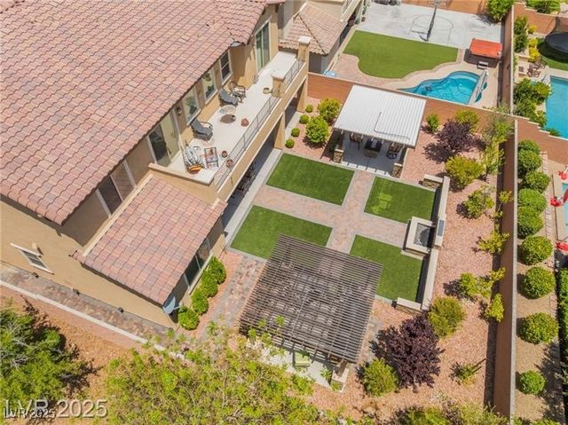 9635 Ramon Valley Avenue, Las Vegas, NV 89149