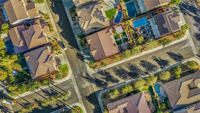 9635 Ramon Valley Avenue, Las Vegas, NV 89149