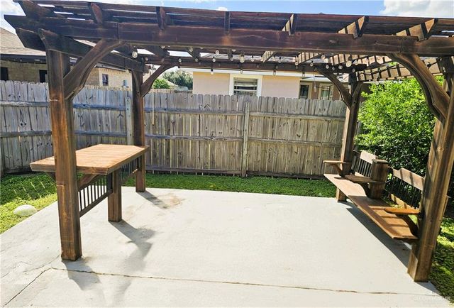 6561 Carolina Pine Drive, Brownsville, TX 78526