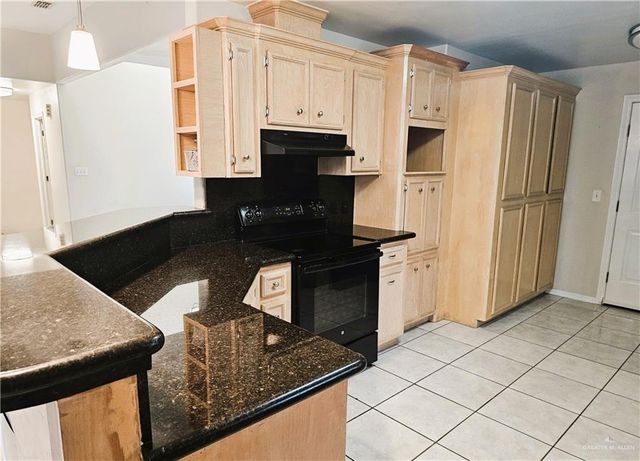 6561 Carolina Pine Drive, Brownsville, TX 78526