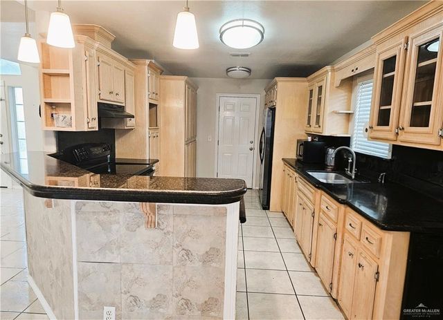 6561 Carolina Pine Drive, Brownsville, TX 78526