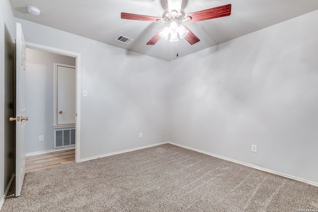 543 STABLE VISTA, San Antonio, TX 78227