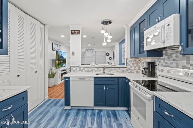 598 Cambridge Circle, Manchester, NJ 08759