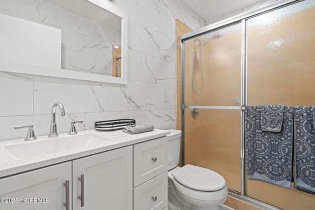 598 Cambridge Circle, Manchester, NJ 08759